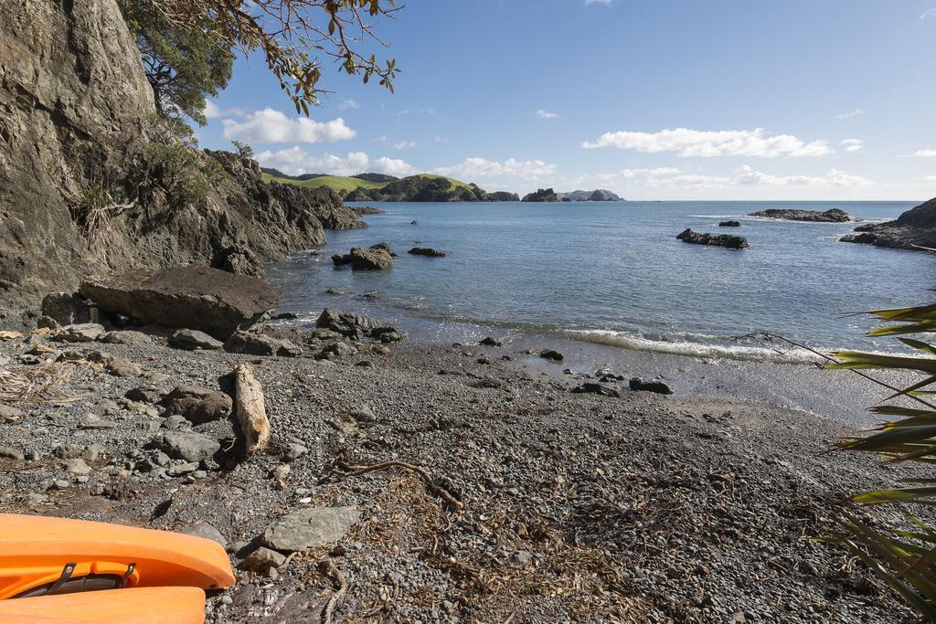 Crab Cove Lejlighed Mahinepua Værelse billede
